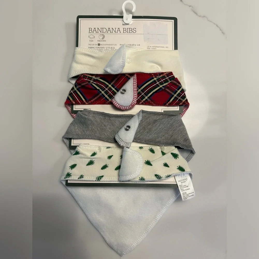 NWT Baby Christmas Bibs